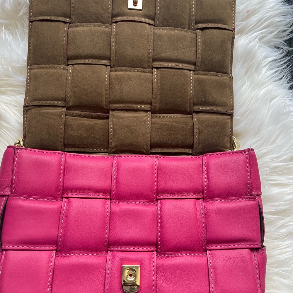 Pink bag. - Picture 4 of 6